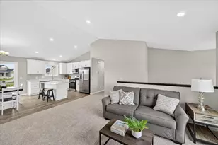 921 Brandenburg Ln, Waverly, MN 55390 - Photo 4