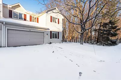 9180 Comstock Lane N, Maple Grove, MN 55311 - Photo 4