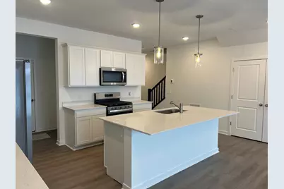 17944 Genoa Drive, Lakeville, MN 55044 - Photo 2