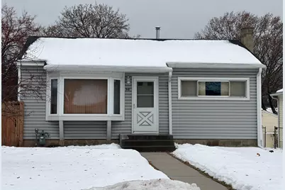 518 10th Avenue NW, New Brighton, MN 55112 - Photo 1