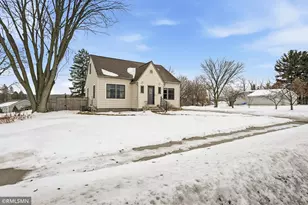 4903 Jeffers Rd, Eau Claire, WI 54703 - Photo 2