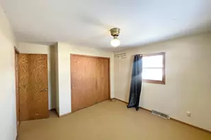 215 N Swain St, Redwood Falls, MN 56283 - Photo 22