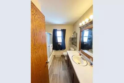 215 N Swain Street, Redwood Falls, MN 56283 - Photo 16