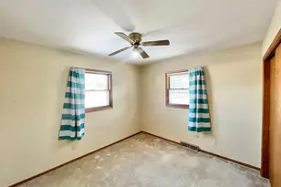 215 N Swain St, Redwood Falls, MN 56283 - Photo 18