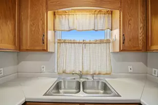 1918 7th Ave NE, Austin, MN 55912 - Photo 14