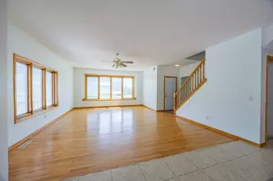 23865 County Rd 10, Loretto, MN 55357 - Photo 4