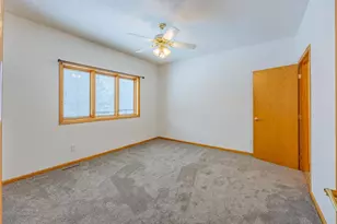 23865 County Rd 10, Loretto, MN 55357 - Photo 20