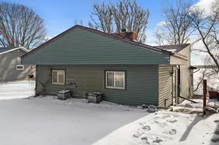 17669 177th St W, Faribault, MN 55021 - Photo 2
