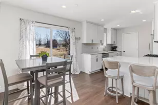 4596 142nd St W, Apple Valley, MN 55124 - Photo 4