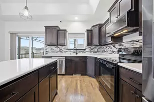 3053 38th Ave S, Moorhead, MN 56560 - Photo 14