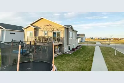 3053 38th Avenue S, Moorhead, MN 56560 - Photo 40