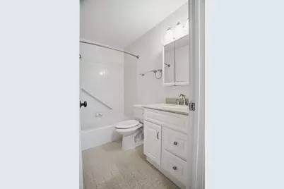 2800 Hamline Avenue N #317, Roseville, MN 55113 - Photo 10