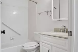 2800 Hamline Ave N, Roseville, MN 55113 - Photo 10