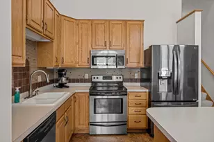 12580 Parkwood Dr, Burnsville, MN 55337 - Photo 16