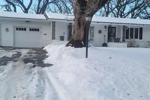 7398 Tempo Terrace NE, Fridley, MN 55432 - Photo 2