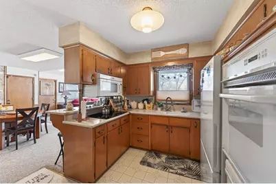 7398 Tempo Terrace NE, Fridley, MN 55432 - Photo 10