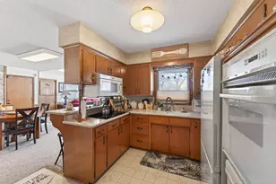 7398 Tempo Terrace NE, Fridley, MN 55432 - Photo 10