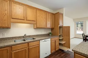 1900 Rush Lake Trl, New Brighton, MN 55112 - Photo 10