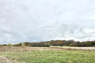 1504 Clover Preserve Wy, Chaska, MN 55318 - Photo 2