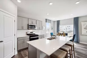 2367 Highview Ter, Shakopee, MN 55379 - Photo 2