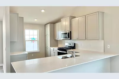 2259 Latour Drive, Shakopee, MN 55379 - Photo 6