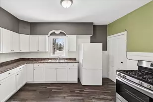 951 6th St, Albany, MN 56307 - Photo 14