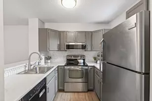 425 Shelard Pkwy, Saint Louis Park, MN 55426 - Photo 2