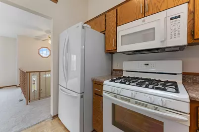 1216 Hilo Avenue N, Oakdale, MN 55128 - Photo 16