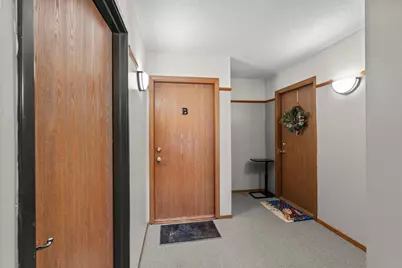 15630 26th Avenue N #B, Plymouth, MN 55447 - Photo 34