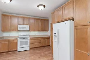 5225 Grandview Square, Edina, MN 55436 - Photo 6