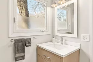 10730 34th Ave N, Plymouth, MN 55441 - Photo 20