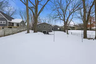 115 Glenmar Ave, Mahtomedi, MN 55115 - Photo 20