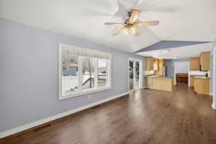 420 5th St NE, Plainview, MN 55964 - Photo 22