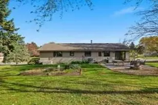 417 S Park Ln, Le Sueur, MN 56058 - Photo 30