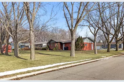 1104 Cheryl Avenue, Marshall, MN 56258 - Photo 12