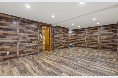 1104 Cheryl Avenue, Marshall, MN 56258 - Photo 36