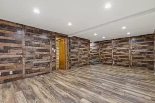 1104 Cheryl Ave, Marshall, MN 56258 - Photo 36