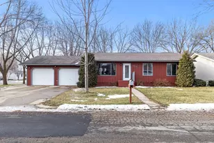 1104 Cheryl Ave, Marshall, MN 56258 - Photo 1