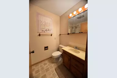 816 E 5th Street, Blue Earth, MN 56013 - Photo 16