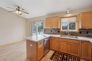 1477 Creekside Dr, Waconia, MN 55387 - Photo 16