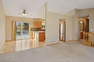 1477 Creekside Dr, Waconia, MN 55387 - Photo 10