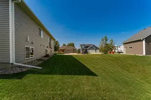 1421 Tunbridge Pl NE, Byron, MN 55920 - Photo 4