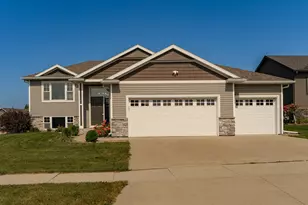 1421 Tunbridge Pl NE, Byron, MN 55920 - Photo 2