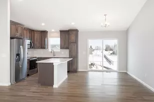 907 Emily Ct NE, Montgomery, MN 56069 - Photo 8