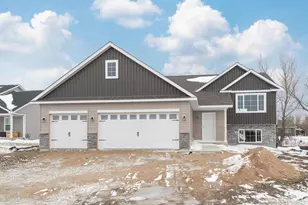 907 Emily Ct NE, Montgomery, MN 56069 - Photo 2