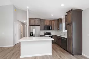 907 Emily Ct NE, Montgomery, MN 56069 - Photo 12