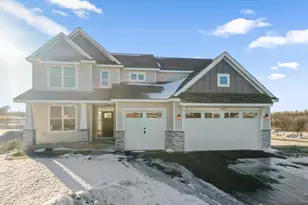 8692 183rd St W, Lakeville, MN 55044 - Photo 2