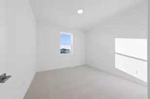 8692 183rd St W, Lakeville, MN 55044 - Photo 16