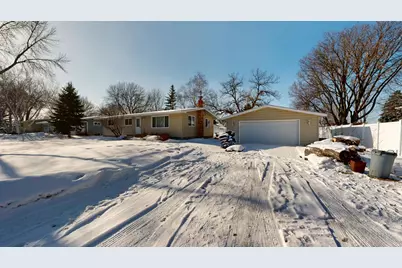 172 Lakeview Drive, Spicer, MN 56288 - Photo 2