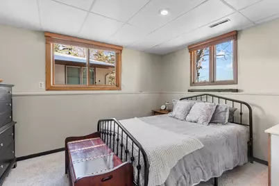 1887 Lakewood Drive N, Maplewood, MN 55109 - Photo 24